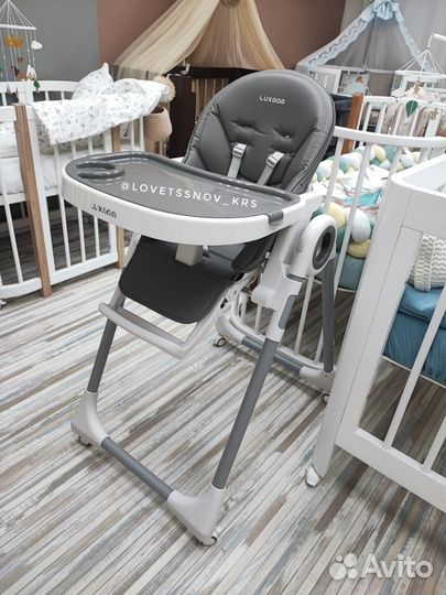 Стульчик для кормления Q1 люксмом luxmom