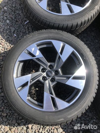 Ауди Q8 E tron R20 зимние,оригинальные