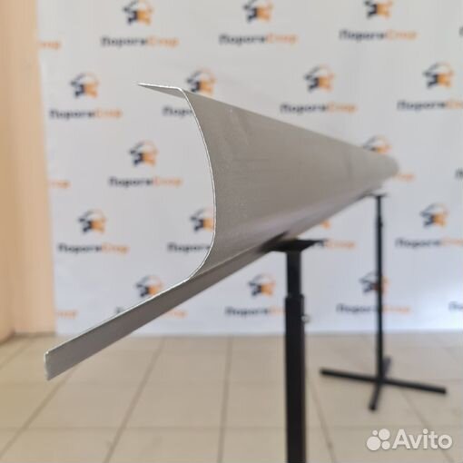 Кузовной порог правый Citroen Xsara Picasso