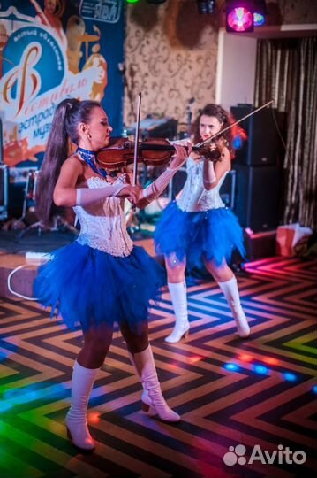 Музыканты, скрипка, скрипичный дуэт