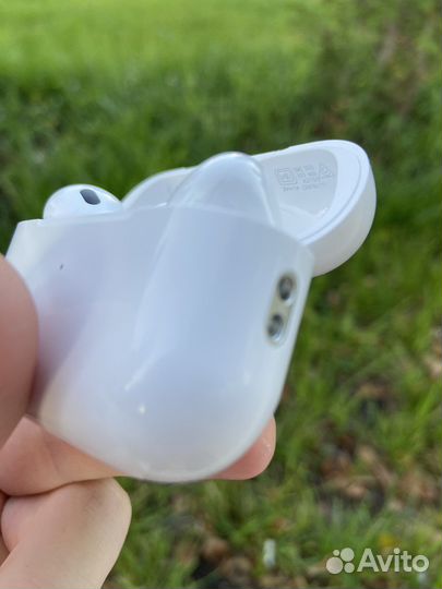 Apple airpods pro 2nd generation