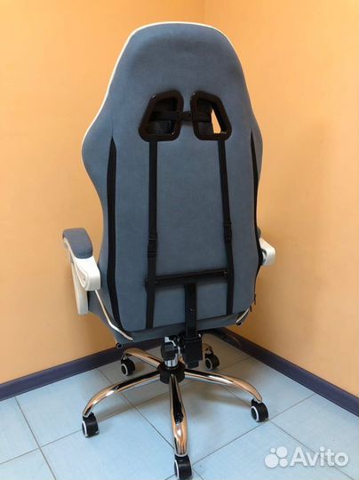 Офисное кресло (геймерское). Кресло для директора