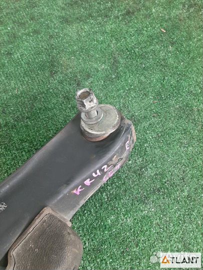 Рычаг передний правый toyota noah