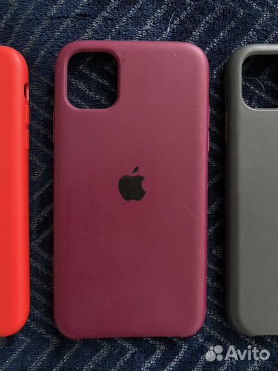 Чехол на iPhone 11