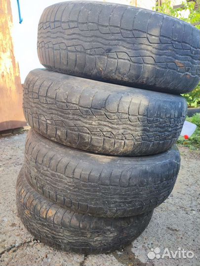 Bridgestone Dueler H/T 687 225/70 R16 102S