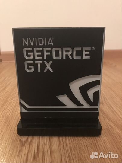 GeForce GTX с подсветкой