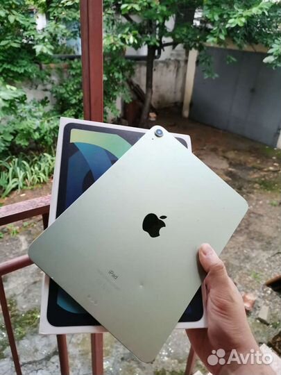 Планшет Apple iPad Air 4 wifi (myfr2RU/A)
