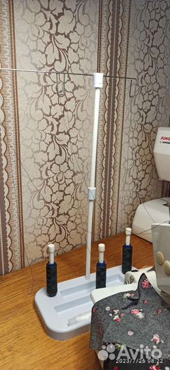 Держатель для ниток