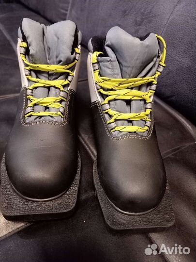 Лыжные ботинки детские 34