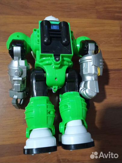 Робот интерактивный