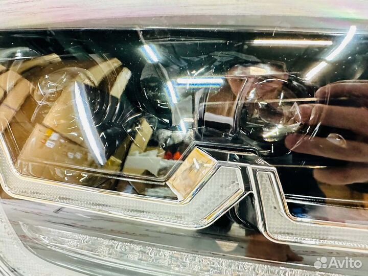 Фары Volkswagen Amarok LED E2891