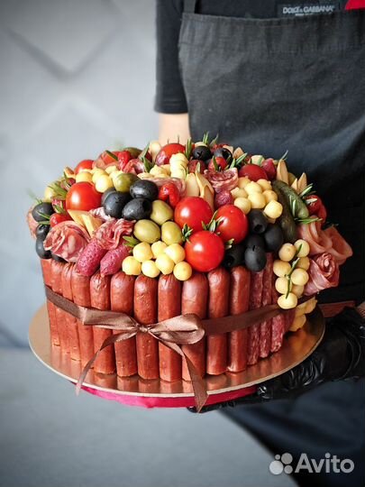 Мясные, сырные, съедобные букеты для мужчин