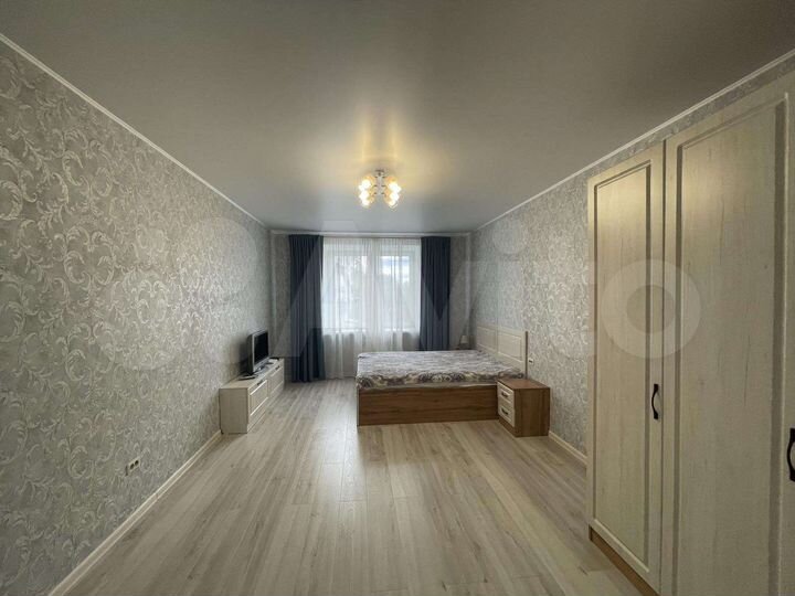 2-к. квартира, 73 м², 3/9 эт.