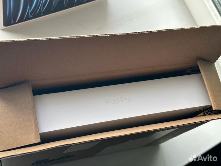 iPad Pro 12.9 M2 128GB WiFi 2022 Новый 6-поколение