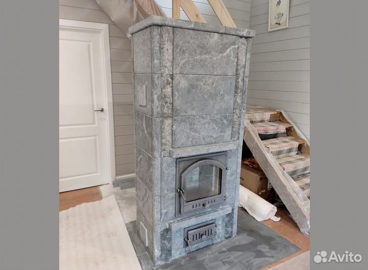 Камин полностью из натурального камня