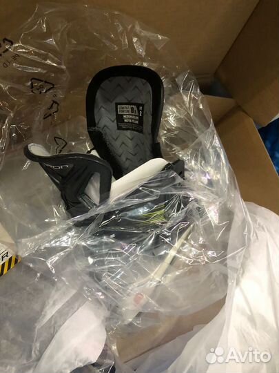 Хоккейные коньки bauer vapor hyperlite 2