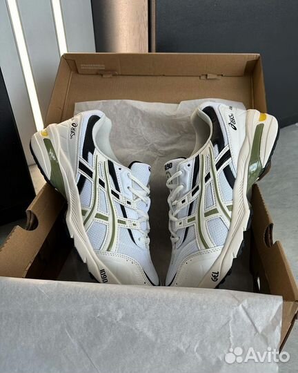 Кроссовки asics gel 1090