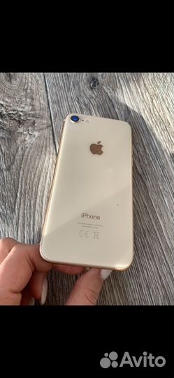 iPhone 8, 64 ГБ