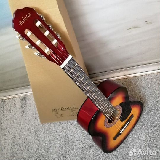 Гитара новая классическая
