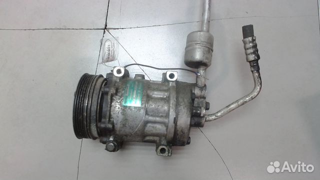 Компрессор кондиционера Mitsubishi Carisma, 2002