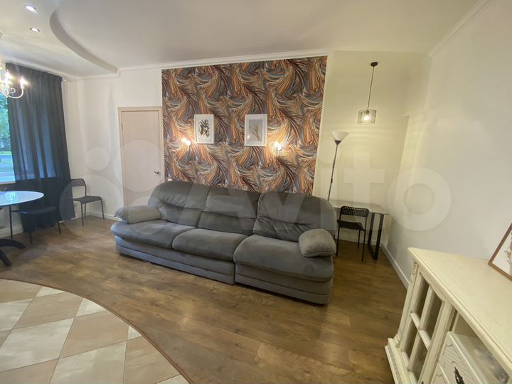 2-к. квартира, 45 м², 1/3 эт.
