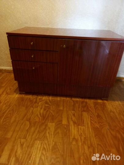 Тумба под тв