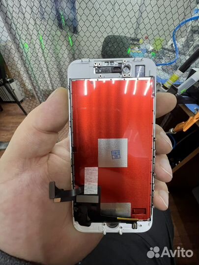 Дисплей iPhone 8 / se2020
