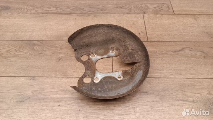 Пыльник тормозного диска задний левый Peugeot 308