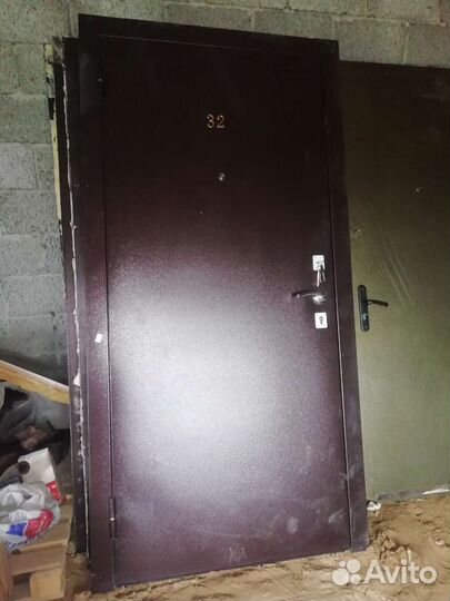 Дверь входная металлическая