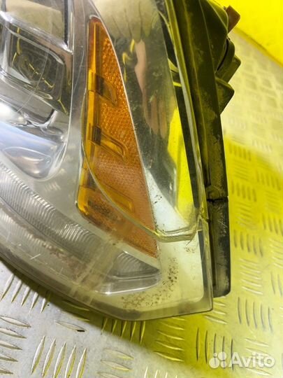 Фара левая Dodge Ram Iv (2008-2019) 5.7 I EZN 2014