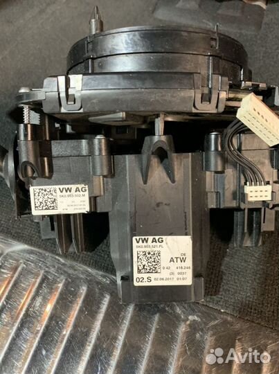 Подрулевой блок с переключателями Passat b7