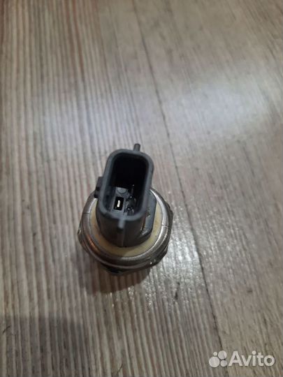 Датчик давления масла nissan qashqai J11