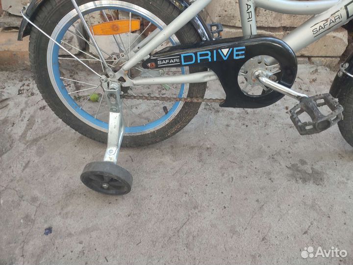 Детский велосипед 16