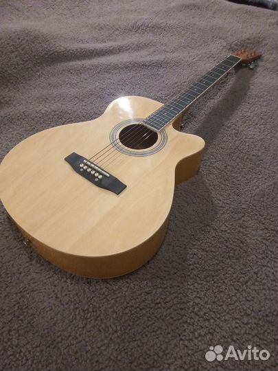 Акустическая гитара Elitaro