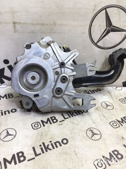 Педаль стояночного тормоза Mercedes-Benz Ml W164