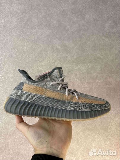 Кроссовки Adidas Yeezy