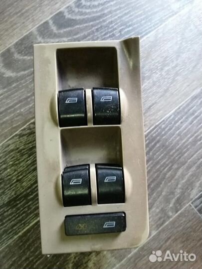 Блок управления стеклоподъемниками Ауди А6 С5