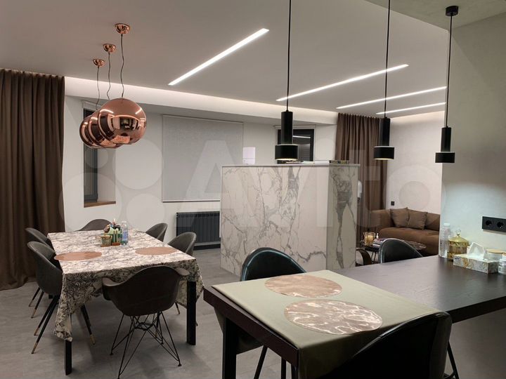 Дом 211,4 м² на участке 12 сот.