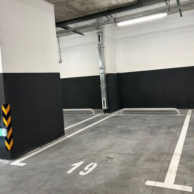 Машиноместо, 14 м²