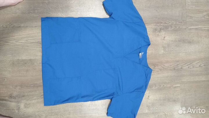 Медицинский костюм новый