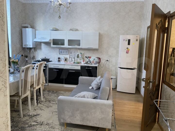 2-к. квартира, 99 м², 1/2 эт.