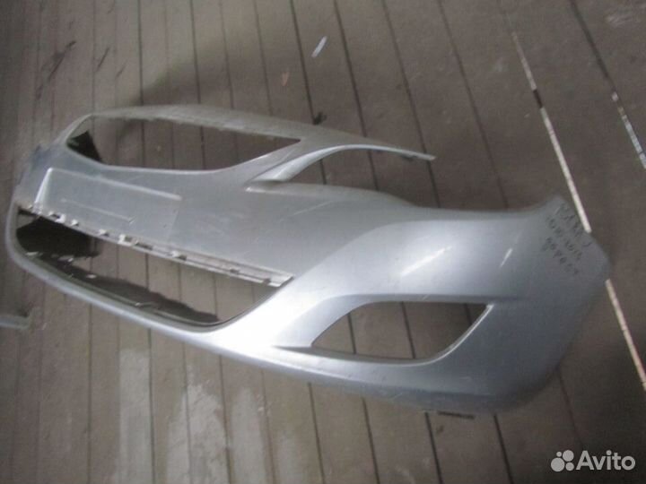 13264403 Бампер передний Astra J 5 HB до 2012