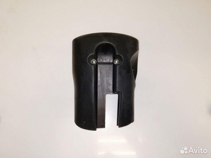 Кожух рулевой колонки Mitsubishi Colt Z30