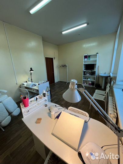 Мастер маникюра