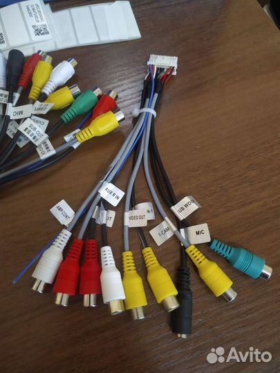 Кабель RCA 20pin. Линейный выход для автомагнитолы