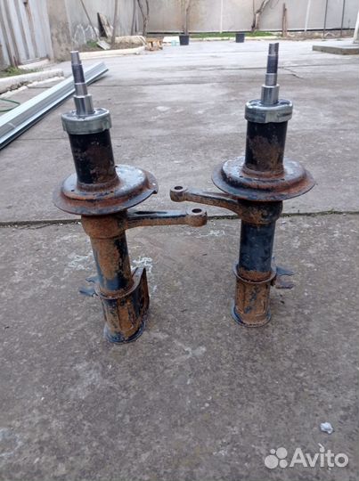 Передние стойки ваз 2110 2112