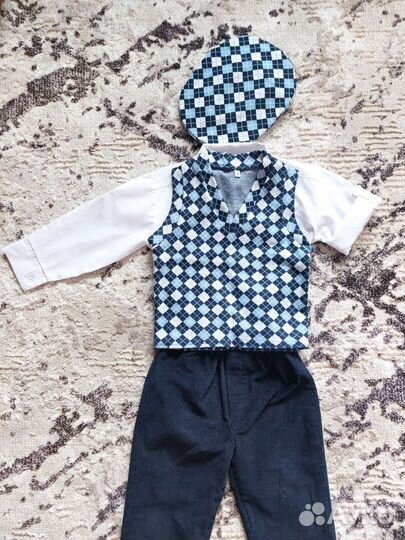 Костюм для мальчика новый 86 см