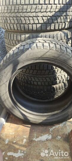 Dunlop SP Winter Ice 01 235/55 R17 99T