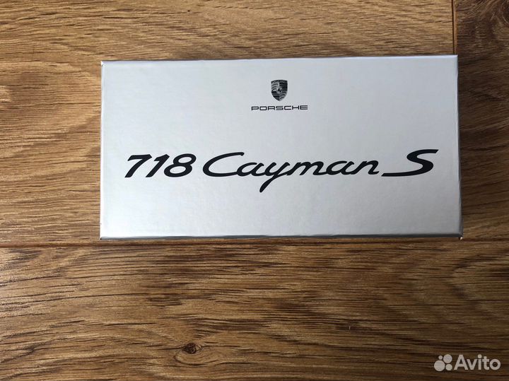 Сувенир Porsche 718 Cayman S металл