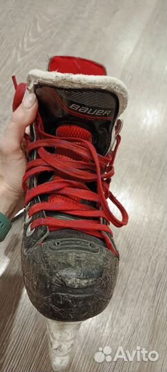 Хоккейные коньки bauer